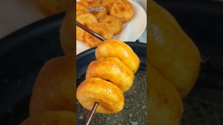 QUICK DONUTS  НУ ОЧЕНЬ СЫТНЫЙ ЗАВТРАК ДЛЯ ТАКИХ ЛЕНИВЫХ КАК Я ТВОРОЖНЫЕ ПОНЧИКИ #вкусно #viral