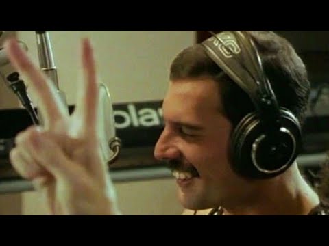 Queen Behind The Scenes ( Studio Making Of Live