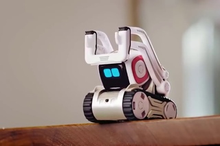 Самый умный робот в мире Cozmo