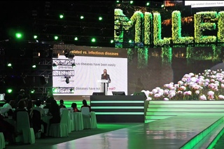 Aubrey de Grey Ph.D. Vision Millenium 2015, Da Nang, Vietnam, live