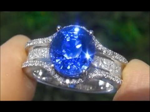 GIA 6. 70 Carat VIVID Cornflower Blue Sapphire Diamond Ring set in Platinum UNHEATED