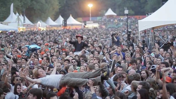The Partysquad The Opposites 5 Mei Liberation Day ( Official