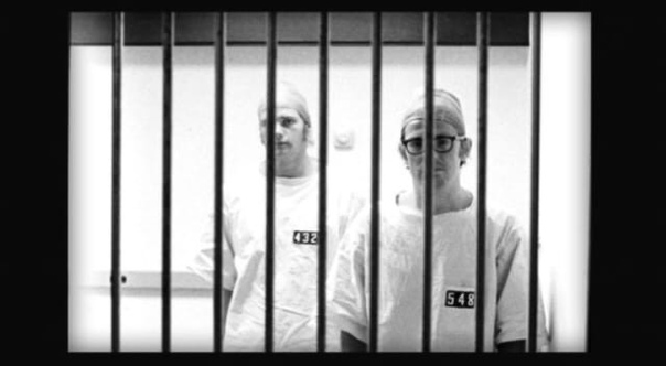 Многие слышали о Стэнфордском тюремном эксперименте, или хотя бы смотрели один из нескольких фильмов о нем В чем суть подобных экспериментов и почему они являются знаковыми для психологии