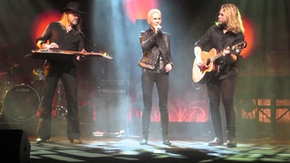Marie Fredriksson - Ett bord i solen (Örebro 2014)