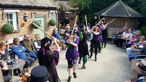 Hemlock Morris Bromsberrow Heath Devonshire Arms,