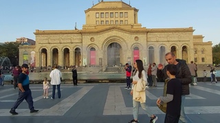 Сплетни недели