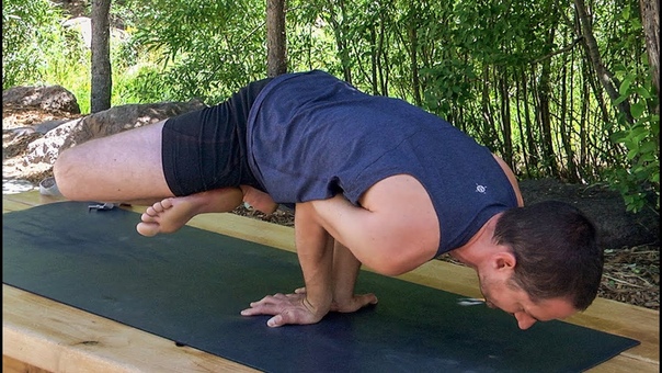 Mini Workshop: Lotus Pose, Padmasana with Noah