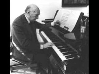 Federico Mompou plays Mompou Cançons i danses No. 4-5-6