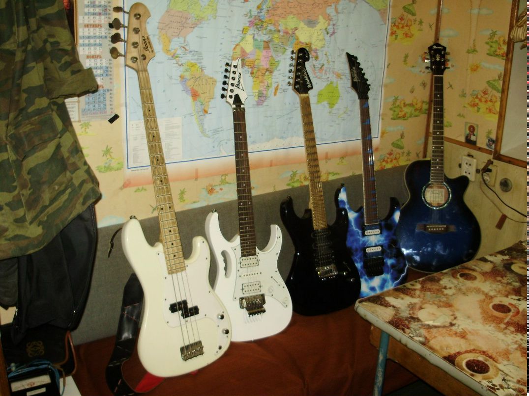 Денис Комаров 