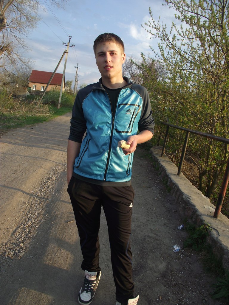 Серёга Мурзачок °◦•⎷⎛.АхуеЕен_ч(И)к.⎷⎛°◦• | Кропивницкий / Кировоград