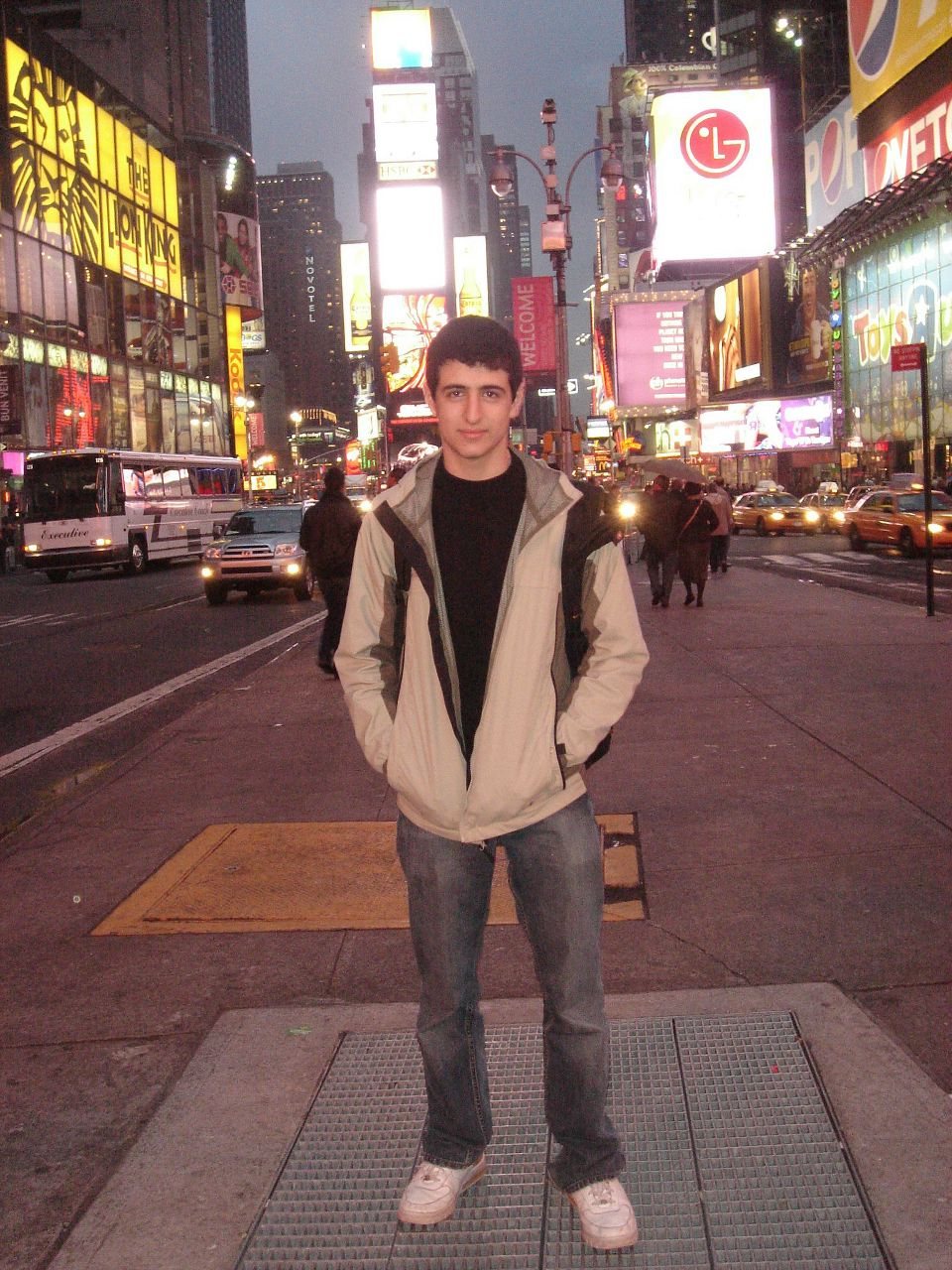 Ronnie Nizamov | Москва