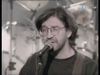 мураши от него