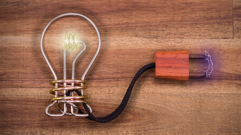 The electrifying Light Bulb