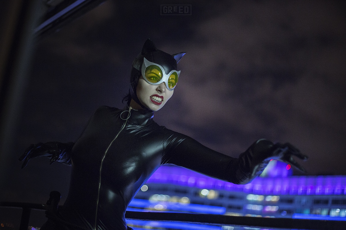Catwoman cosplay blue wolf