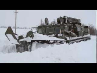 Горячий снег. Путепрокладчик БАТ-2 против сугробов.