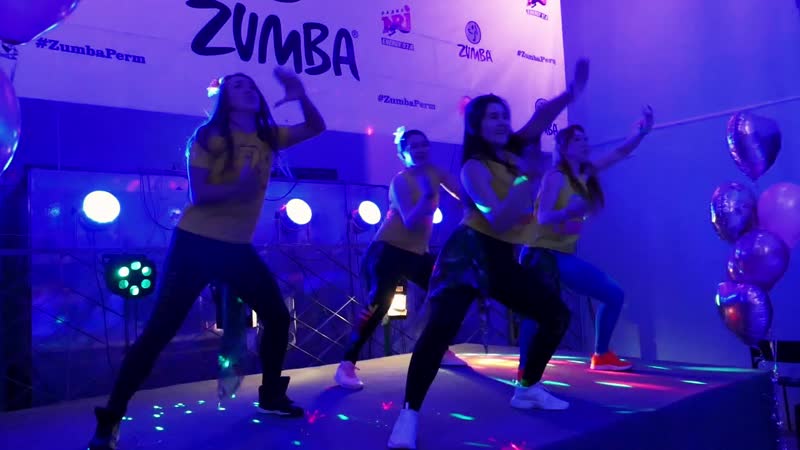 Новогодняя Zumba Hawaii Party