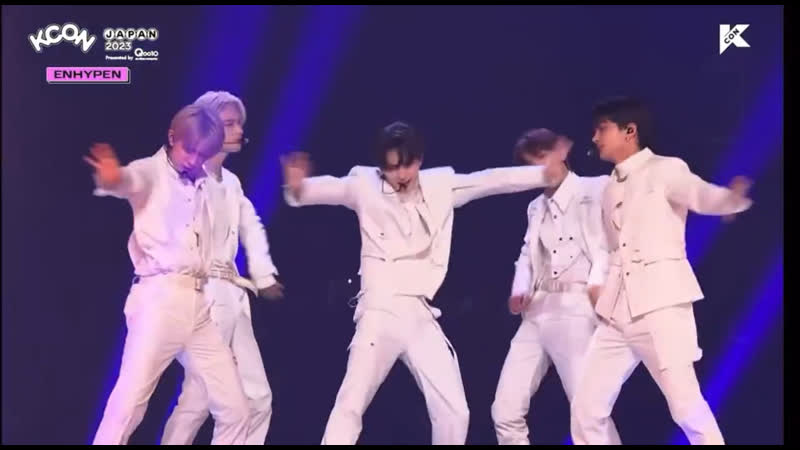 ENHYPEN Future Perfect ( Pass The MIC) KCON