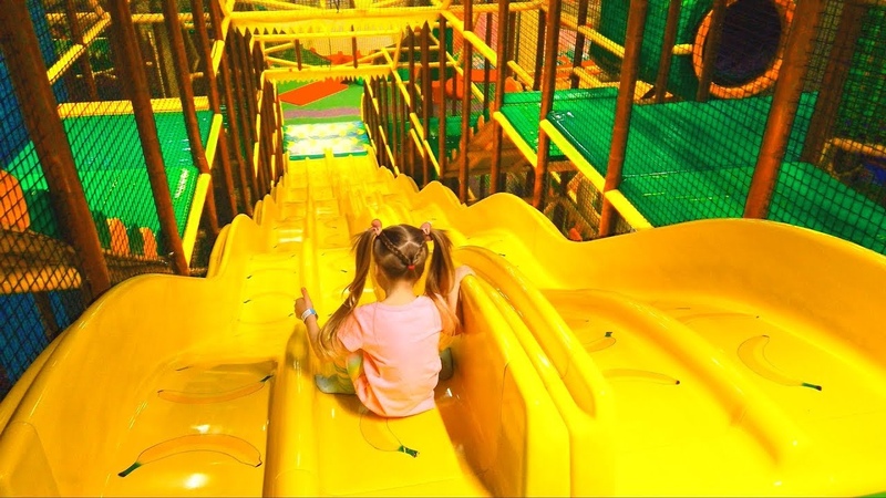 Funny Kids Stories about Indoor Play Room and Summer Inflatable kids