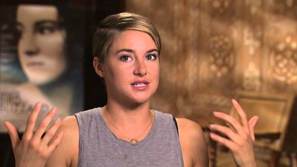 White Bird In A Blizzard Interviews with Shailene Woodley Gregg