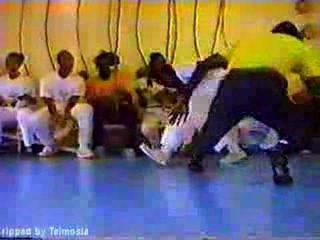 Roda na academia do Mestre João Grande (parte 15)