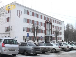 УГРОЖАЯ НОЖОМ, ПОХИТИЛ ИЗ КАССЫ 67 ТЫСЯЧ РУБЛЕЙ
