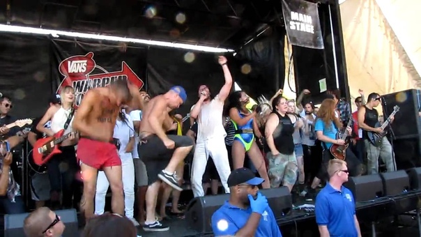 Andrew W. K. Party Hard Vans Warped Tour ( Oregon)